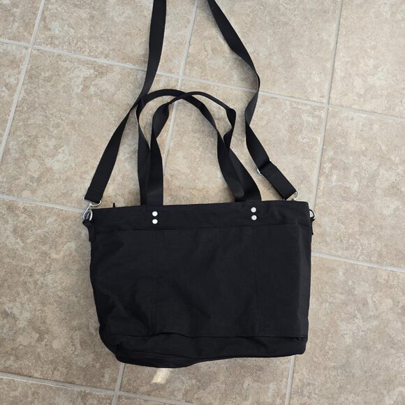 Baggallini Medium Carryall Tote - Picture 2 of 3